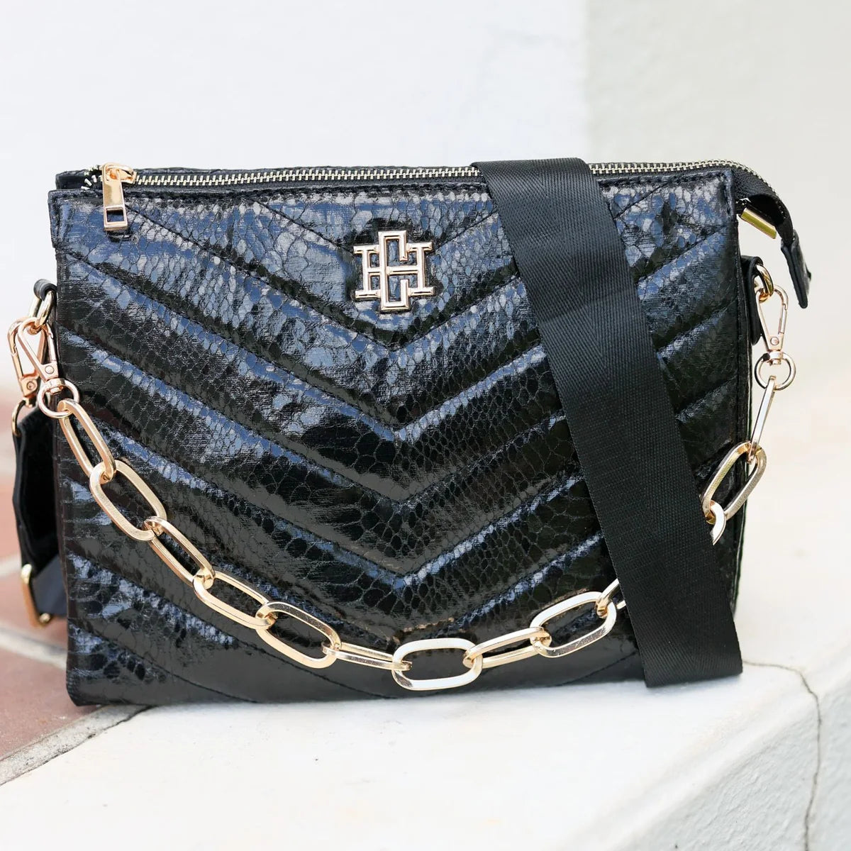 HANDBAGS | LouisGeorge Boutique | Women’s Fashion Boutique in Trussville, Alabama