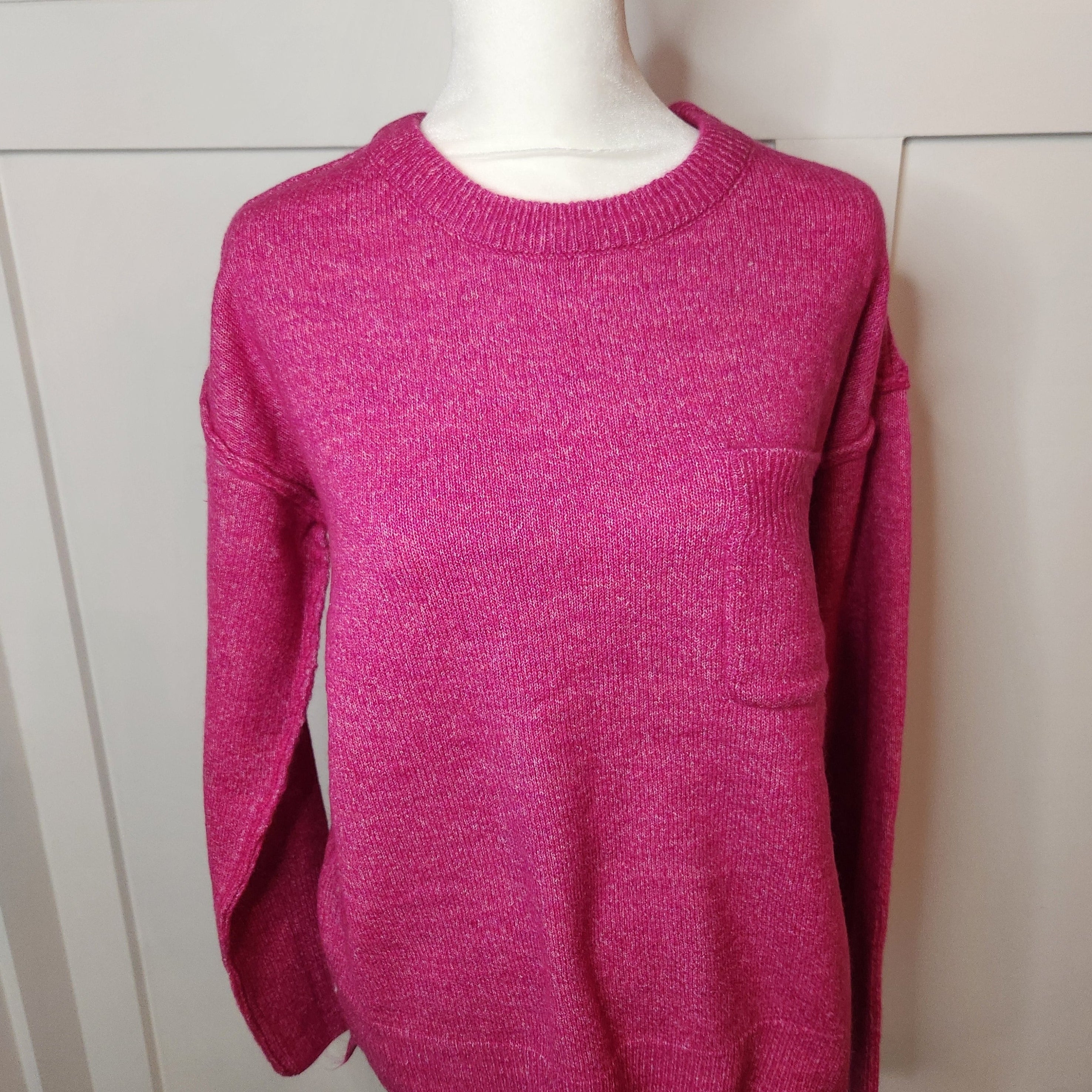 Hi-Low Hem Pocket Round Neck Sweater - Heather Magenta - Plus/Regular-Tee-LouisGeorge Boutique-LouisGeorge Boutique, Women’s Fashion Boutique Located in Trussville, Alabama