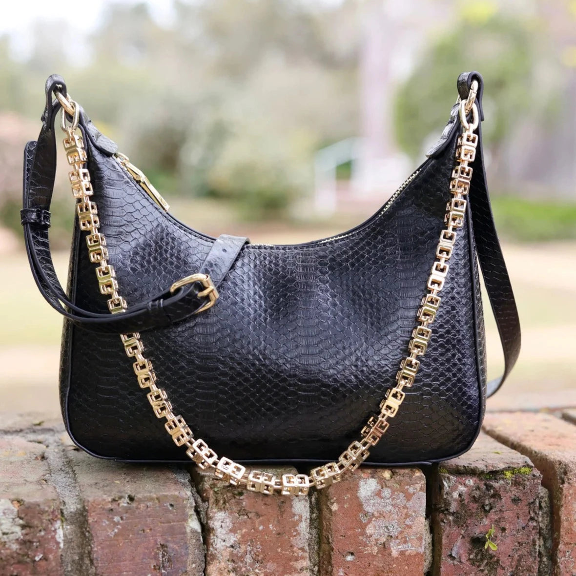 Billie Crossbody with Chain - Black-Crossbody-Caroline Hill-LouisGeorge Boutique, Women’s Fashion Boutique Located in Trussville, Alabama