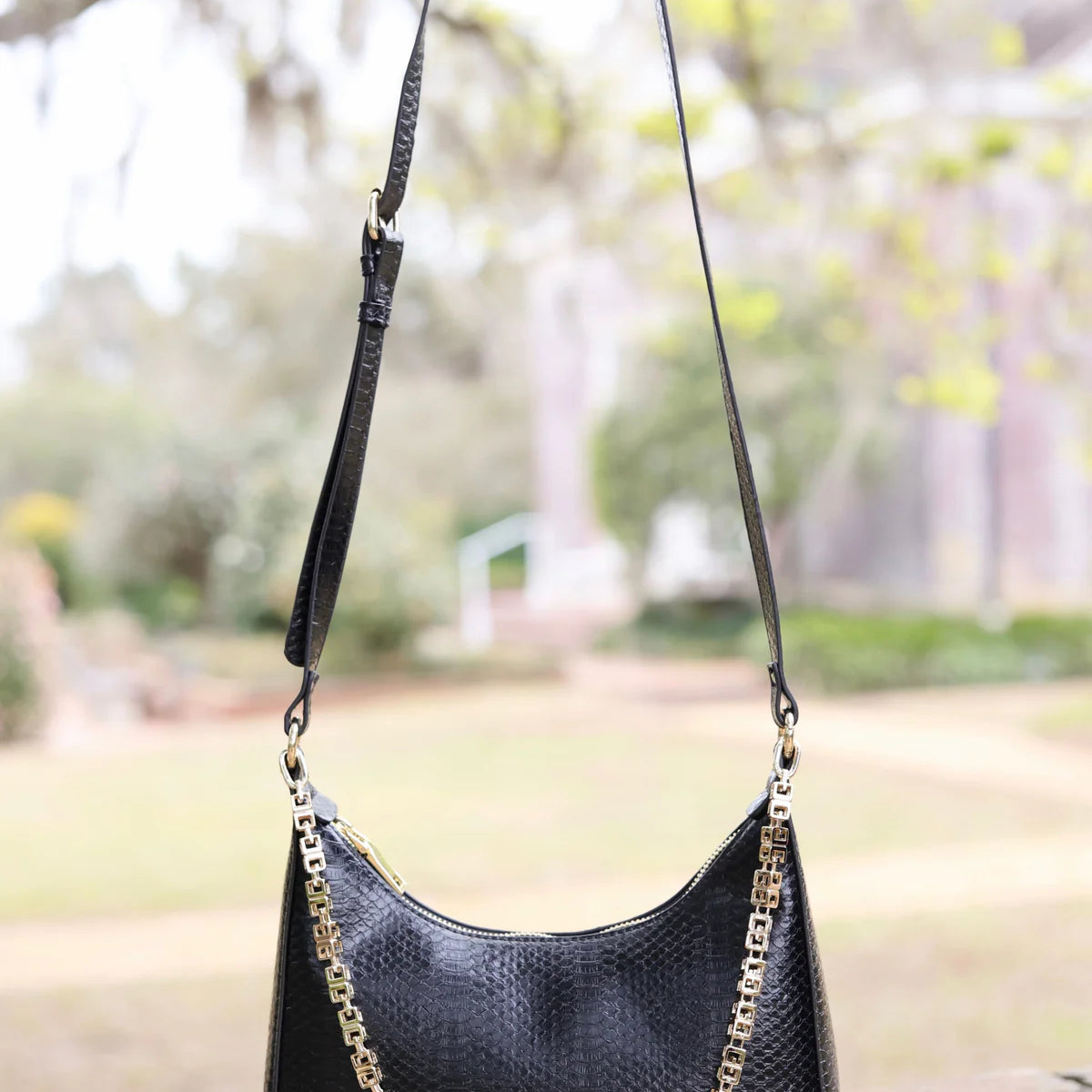 Billie Crossbody with Chain - Black-Crossbody-Caroline Hill-LouisGeorge Boutique, Women’s Fashion Boutique Located in Trussville, Alabama