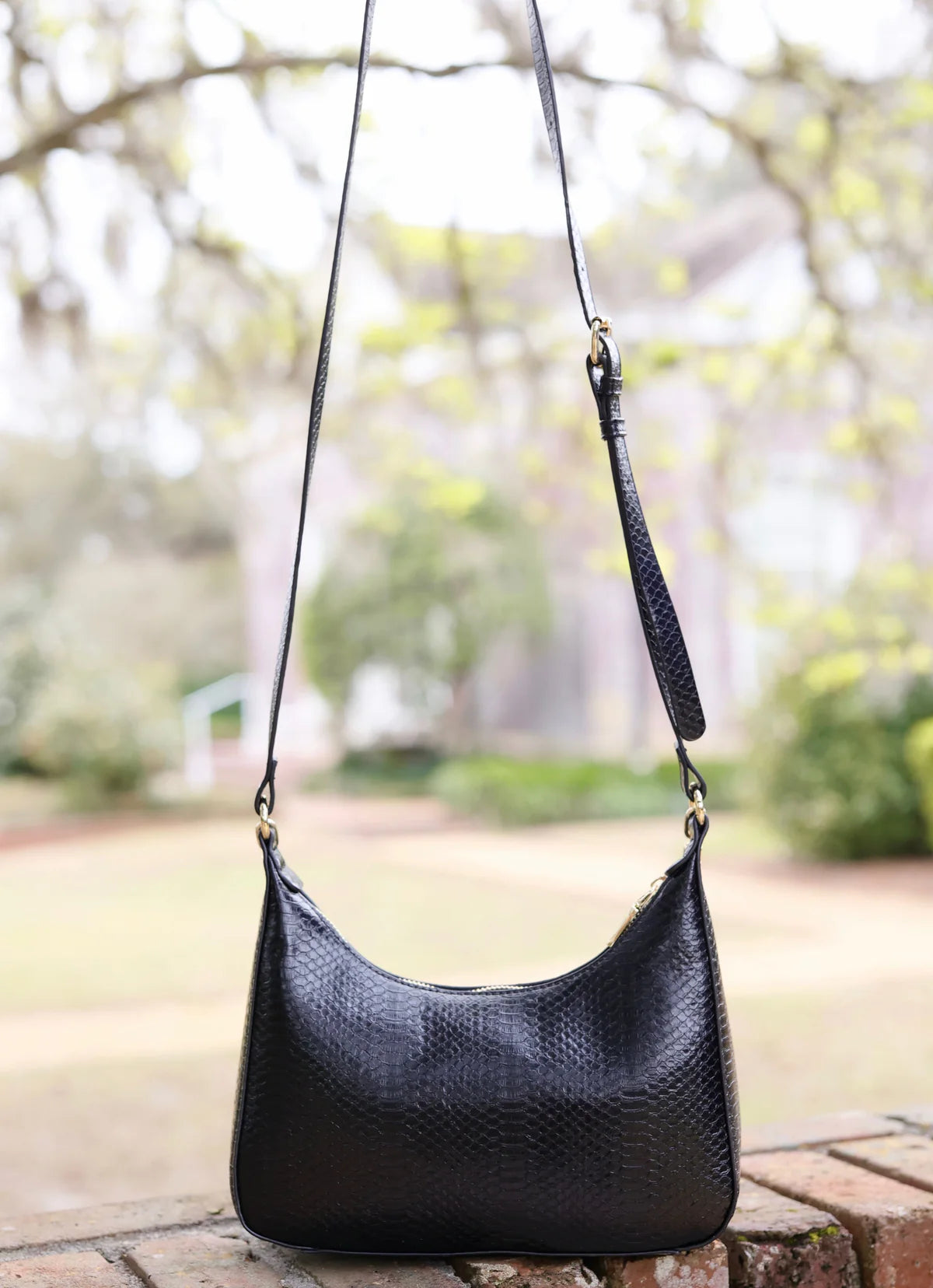 Billie Crossbody with Chain - Black-Crossbody-Caroline Hill-LouisGeorge Boutique, Women’s Fashion Boutique Located in Trussville, Alabama
