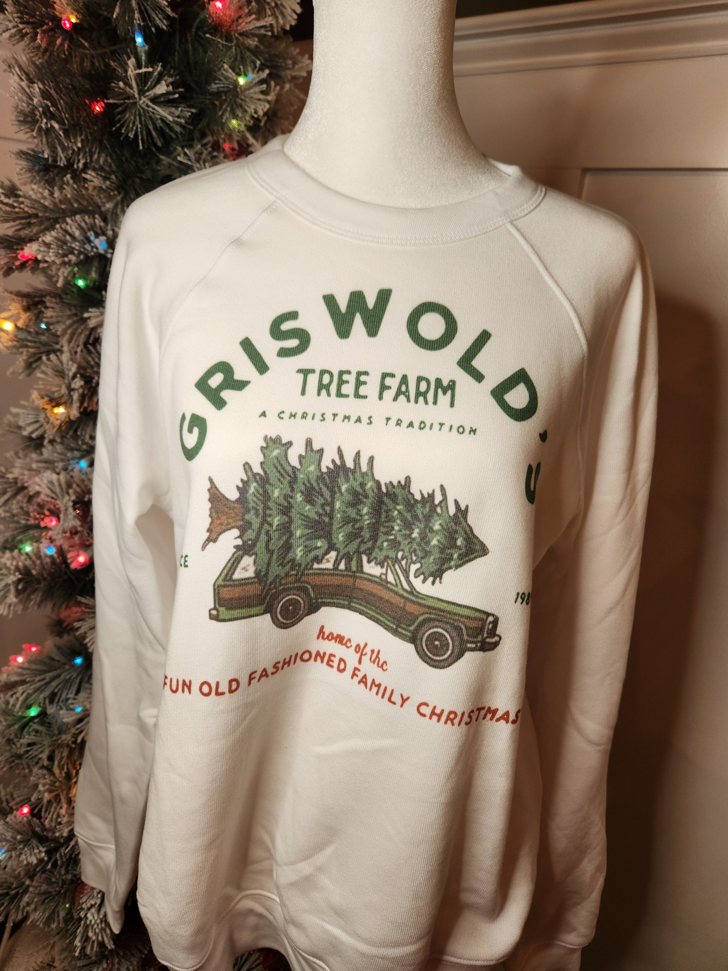 Griswold's Tree Farm Sweatshirt - White - Plus/Regular-Sweater-LouisGeorge Boutique-LouisGeorge Boutique, Women’s Fashion Boutique Located in Trussville, Alabama