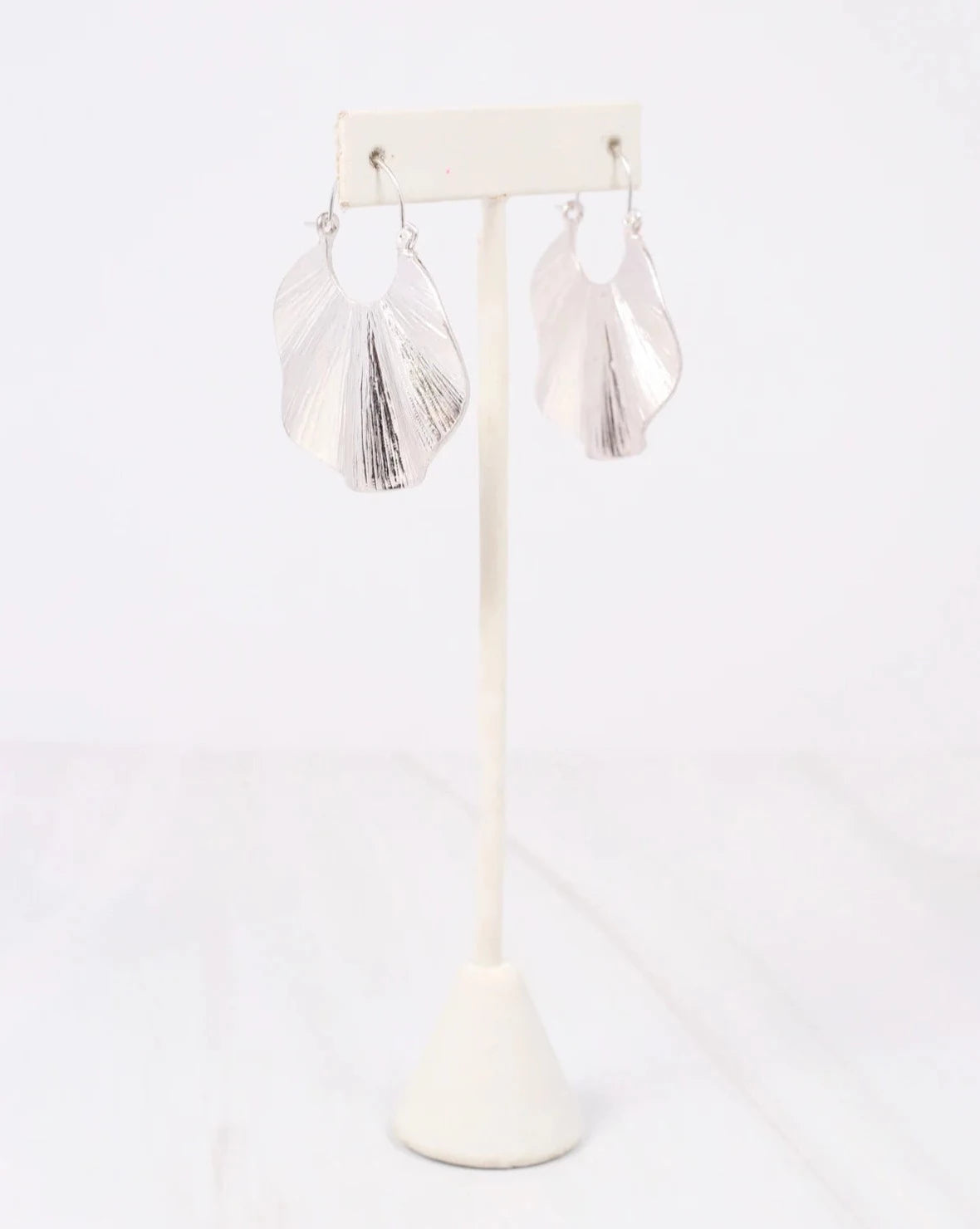 Bradley Metal Drop Earring Silver-Earrings-Caroline Hill-LouisGeorge Boutique, Women’s Fashion Boutique Located in Trussville, Alabama