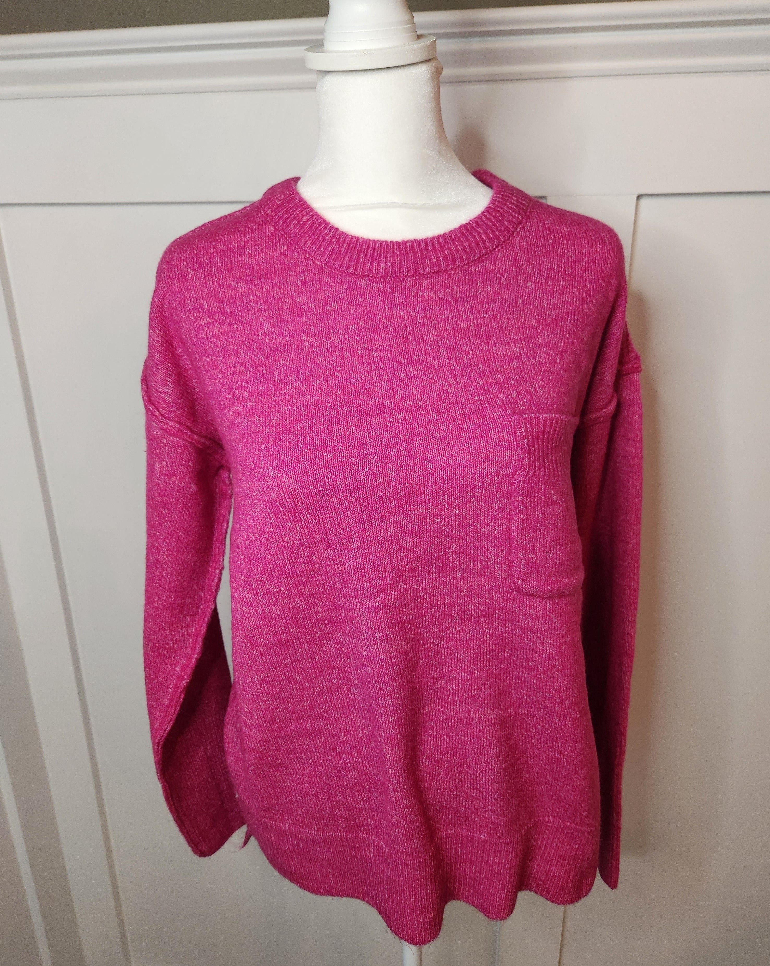 Hi-Low Hem Pocket Round Neck Sweater - Heather Magenta - Plus/Regular-Tee-LouisGeorge Boutique-LouisGeorge Boutique, Women’s Fashion Boutique Located in Trussville, Alabama
