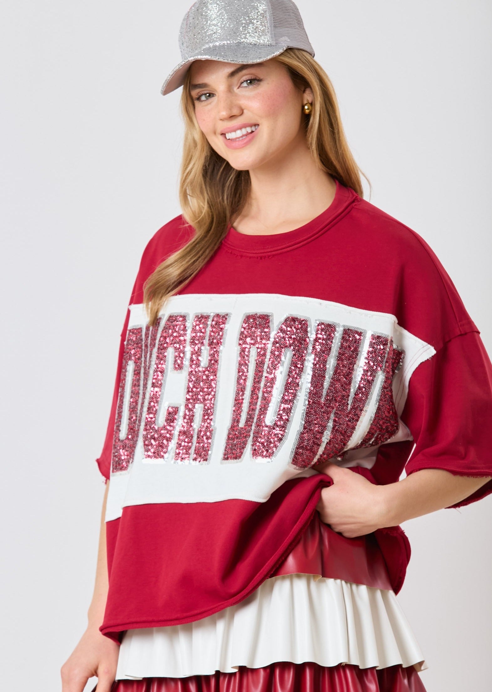 Crimson & White Sequin Touch Down Oversized Tee-Apparel-Fantastic Fawn-LouisGeorge Boutique, Women’s Fashion Boutique Located in Trussville, Alabama