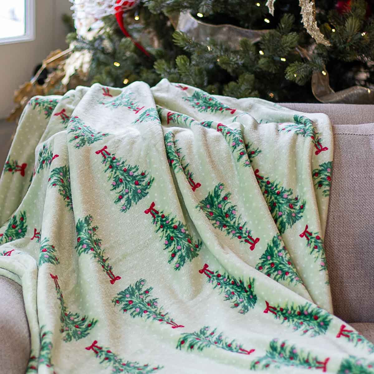 Noelle Tree Throw - Light Green/Multi-Blanket Throw-The Royal Standard-LouisGeorge Boutique, Women’s Fashion Boutique Located in Trussville, Alabama