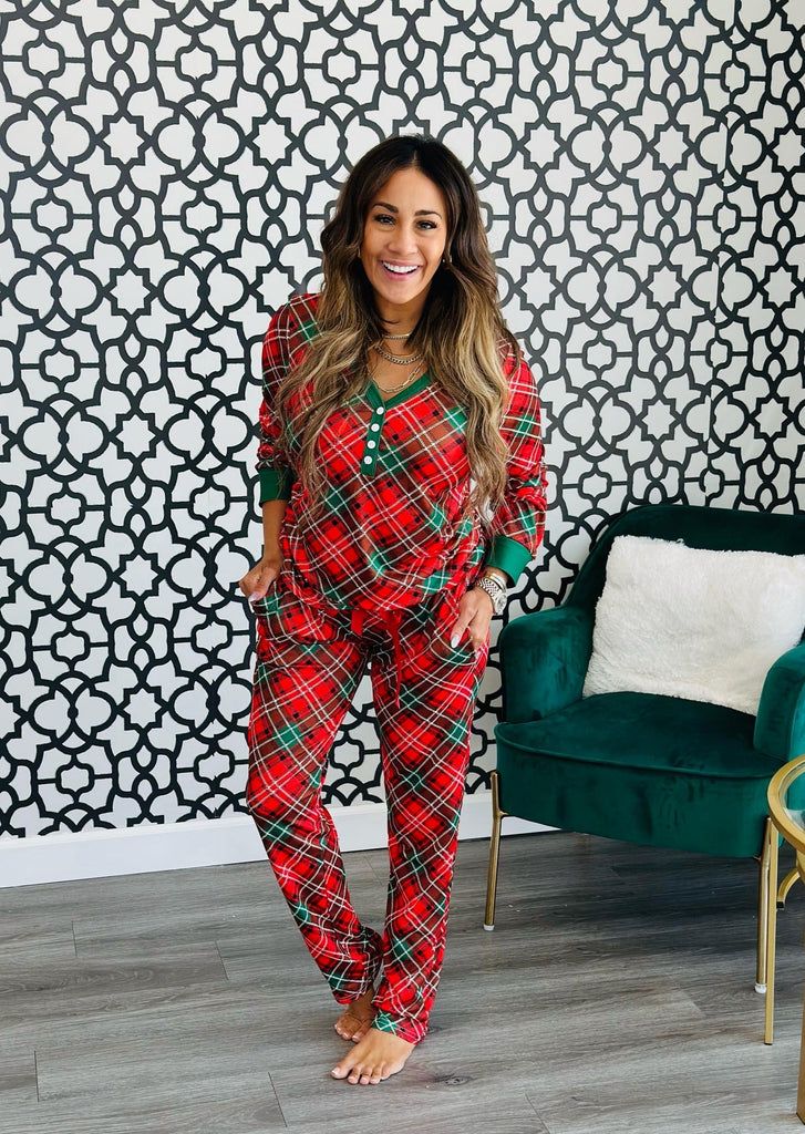 Holiday Red & Green Plaid Long-sleeve Pajama Set-Pajamas-LouisGeorge Boutique-LouisGeorge Boutique, Women’s Fashion Boutique Located in Trussville, Alabama