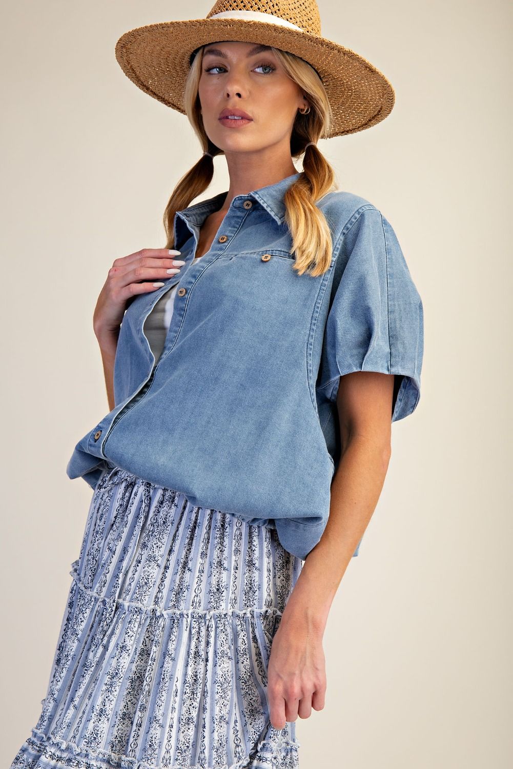 Washed Denim Top-Apparel-Easel-LouisGeorge Boutique, Women’s Fashion Boutique Located in Trussville, Alabama