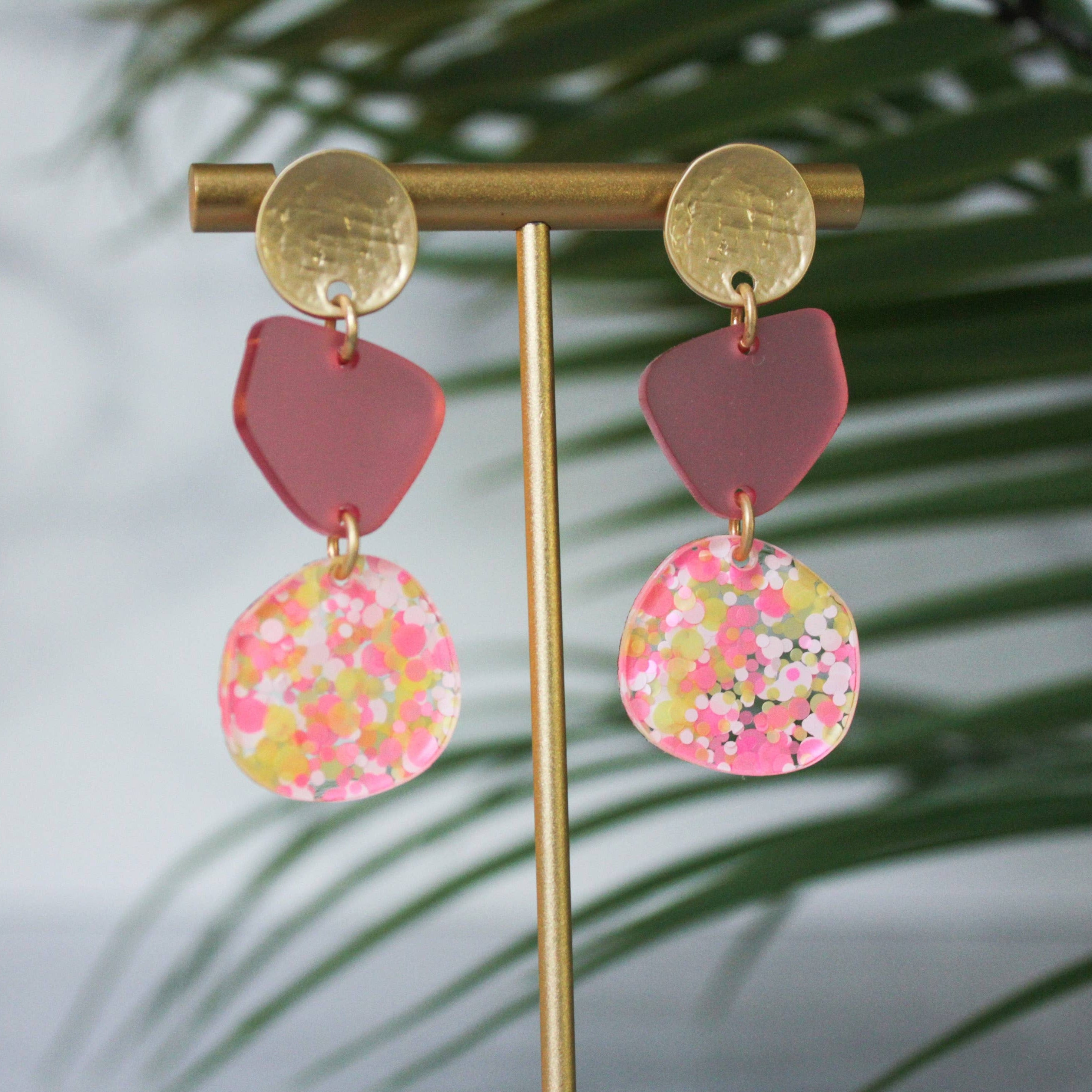 Pink Confetti Olivia Abstract Drop Earrings-Earrings-WMG-LouisGeorge Boutique, Women’s Fashion Boutique Located in Trussville, Alabama
