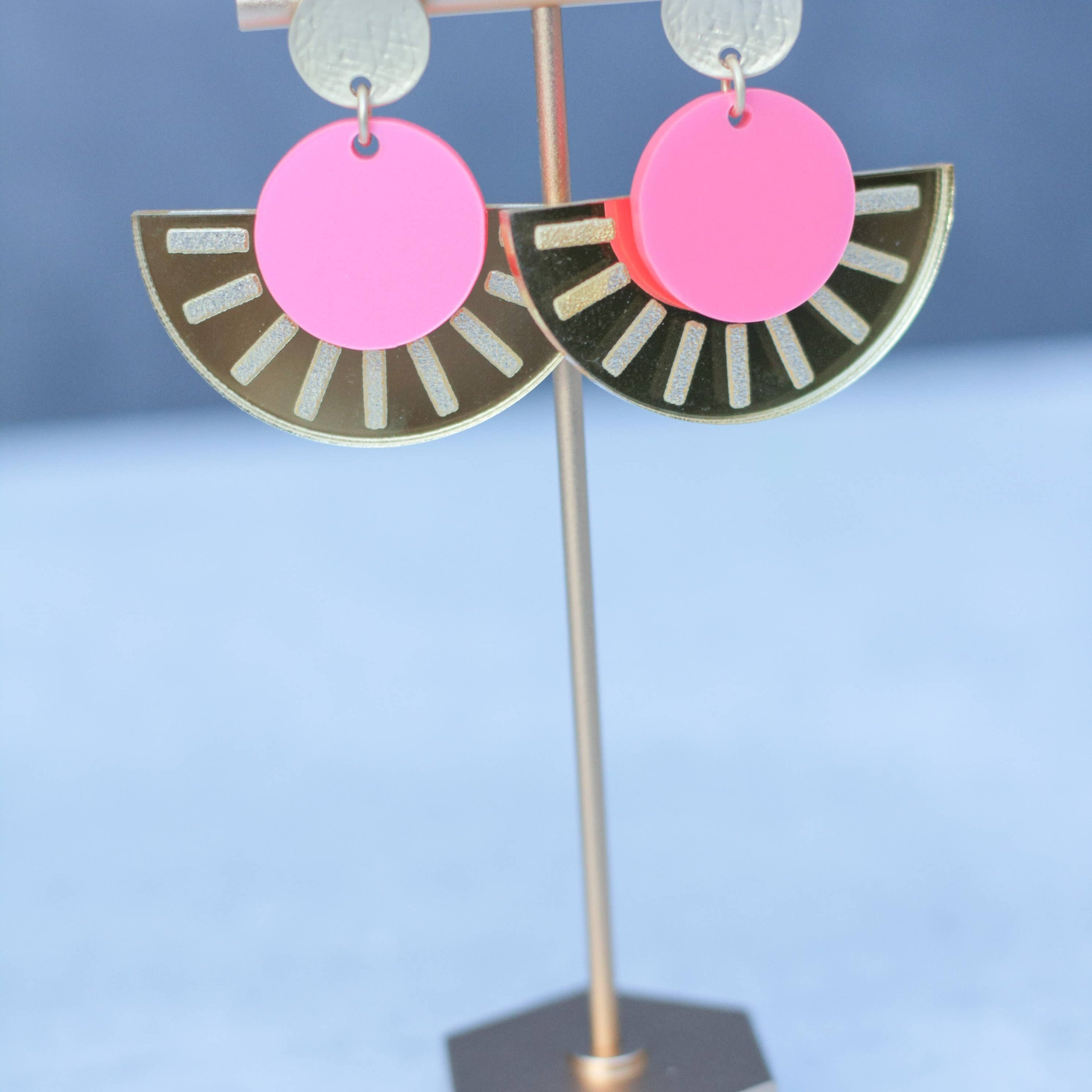 Hot Pink Starburst Fan Earrings-Earrings-WMG-LouisGeorge Boutique, Women’s Fashion Boutique Located in Trussville, Alabama