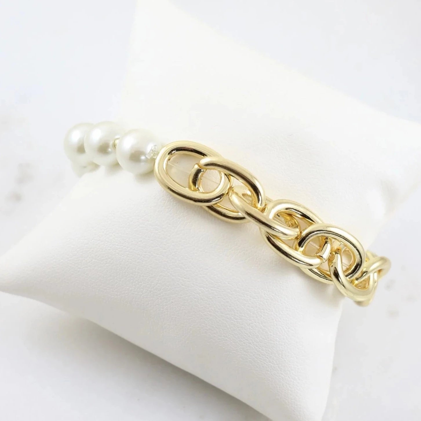 Jasmin Pearl Stretch Bracelet Gold – LouisGeorge Boutique